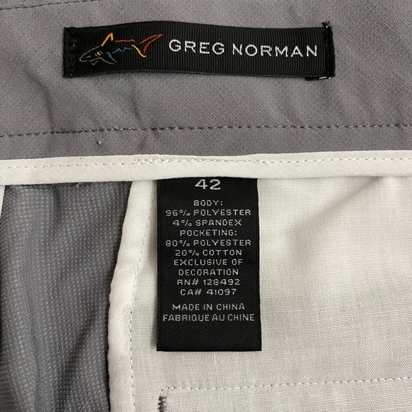 NWT Greg Norman 10" Flat Front Tech Stretch Golf Shorts SIZE 42 - Picture 4 of 5